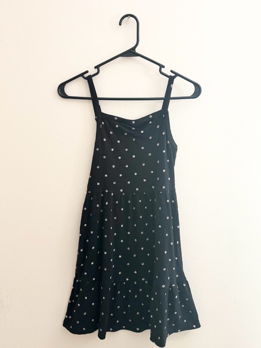 5/$15 🩷 SO Black Daisy Print Floral Dress